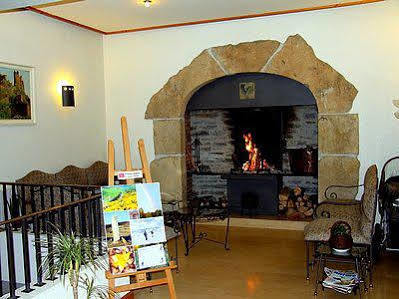 Les Chemins Francis - Modern Hotel Bagnols-les-Bains 외부 사진